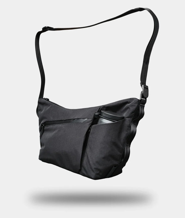 Flow Satchel 4L Black