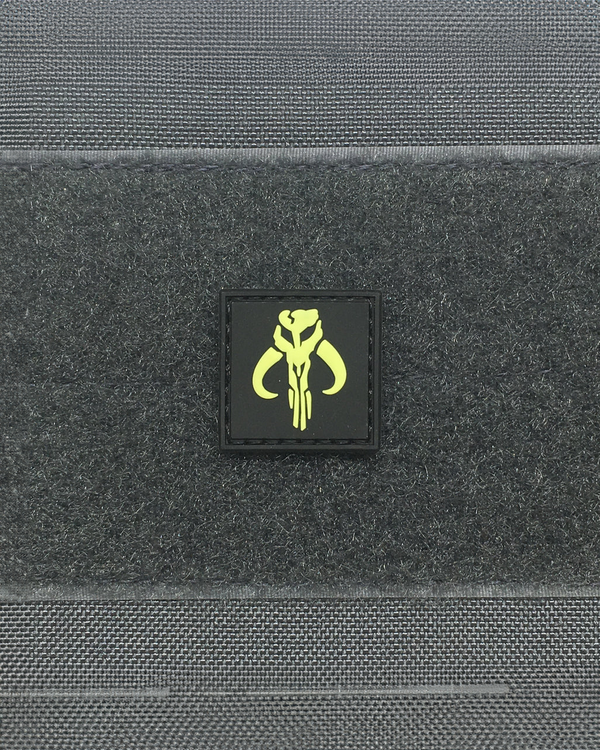 Mandalorian Mythosaur Cat Eye GITD PVC Morale Patch